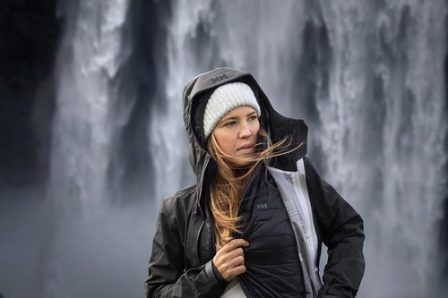 Helly-Hansen Women's LIFAloft Hybrid Insulator Jacket - Lightweight Warmth & Comfort | Perfect for Outdoor Adventures