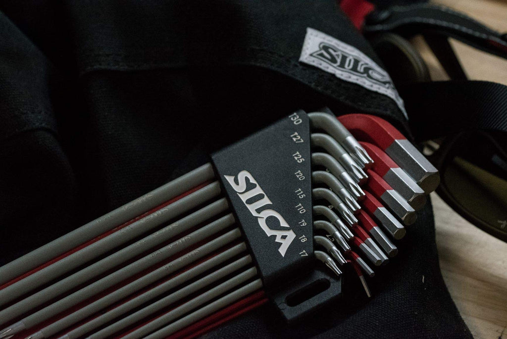 SILCA HX-TWO Heavy Duty Essential Metric Hex and Torx Set | Torx 7 - T30 - Hex 1.5 - H10 | Color Powder coated Red and Grey texture non slip grip | Swiss tool steel L wrench Allen key.