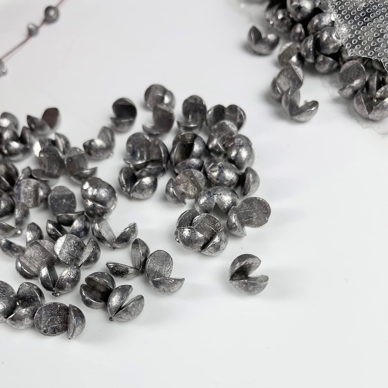 Skiennix Removable Split-Shot Fishing Sinkers - 500 Pcs Lead Weights for Enhanced Casting