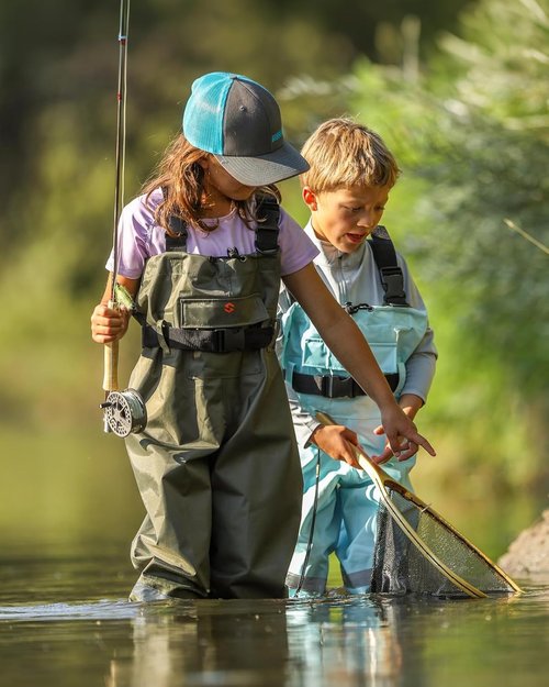 HISEA Kids Chest Waders - Youth Waterproof Fishing Waders with Boots | PVC Design & Reflective Safety Band