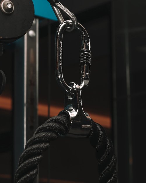 Locking Carabiner - 4.3 Inch Heavy Duty Carabiners - Large Carabiner for Hammocks, Rigging, Gym, Yoga - Oval 25 KN Extra Strong Carabiners