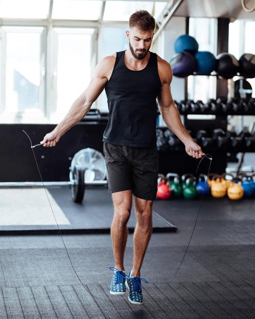 JWJ Men's Athletic Gym Shorts - Lightweight Quick-Dry Running & Basketball Shorts with Zipper Pockets