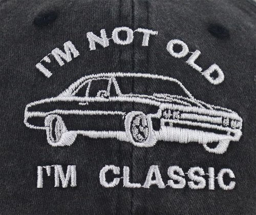 Kueyealp Birthday Gifts for Grandpa Grandma, Funny I'm Not Old I'm Classic Hat, Unique Retirement Baseball Caps for Elderly Men Women, Father's Day Presents for Dad Papa Black