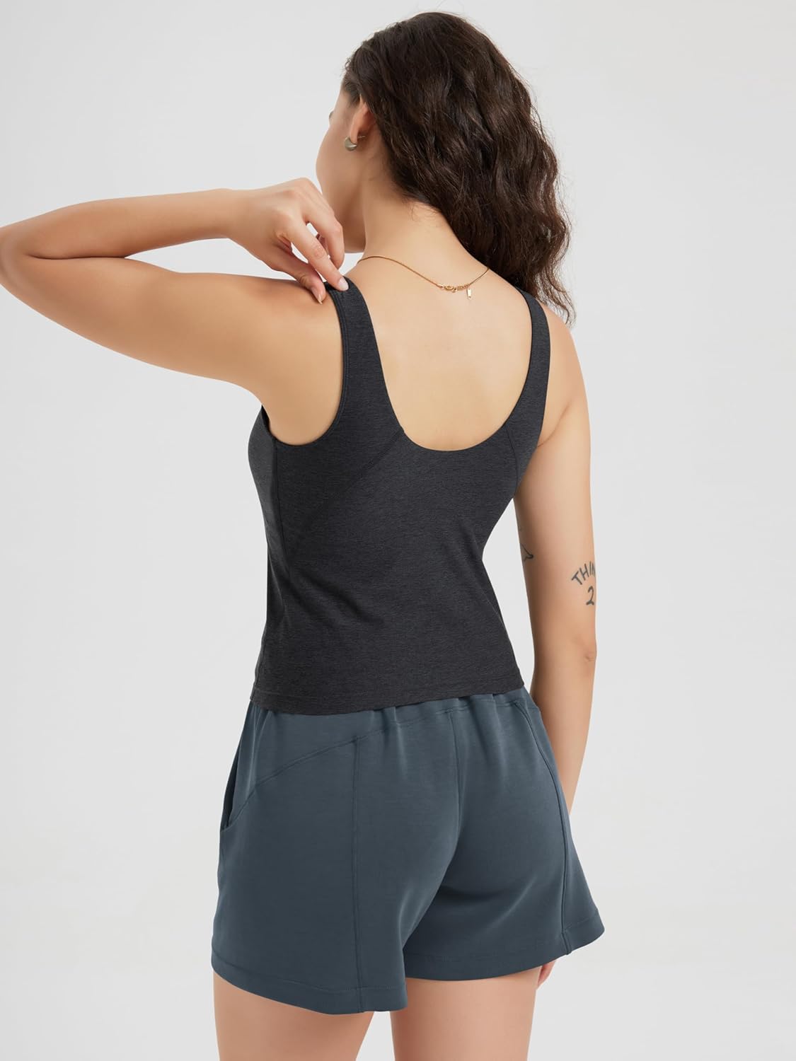 ODODOS Cloud Feeling Tank Bra - Women's U-Back Wirefree Longline Sports Bra with Removable Pads