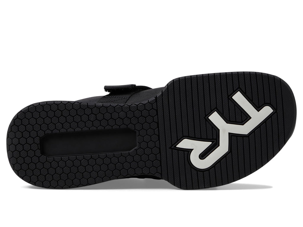 TYR Lifter Black 9 M