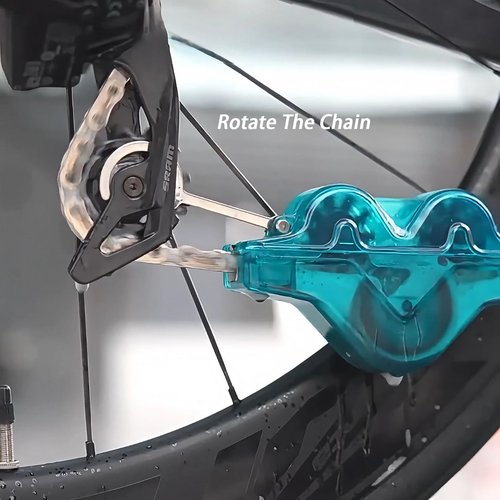 Chooseyo Bike Chain Cleaning Tool, Multi functional chain cleaner Suitable for Mountain Bike, Road Bike,Bicycle Cleaning Brush Tool for Drivetrain (green)
