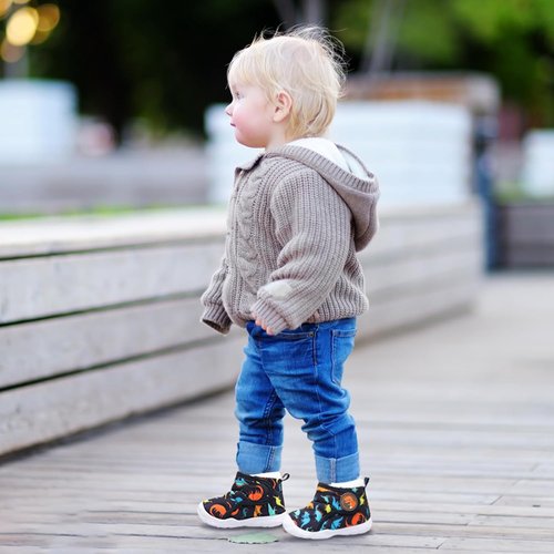 LeIsfIt Toddler Boots Girls Boys Wide Winter Boots Cozy Fleece Winter Shoes Indoor Outdoor Warm Shoes