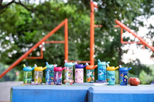 CamelBak Eddy+ Kids Water Bottle - Bite Valve Straw & Eco-Friendly Tritan Renew Material