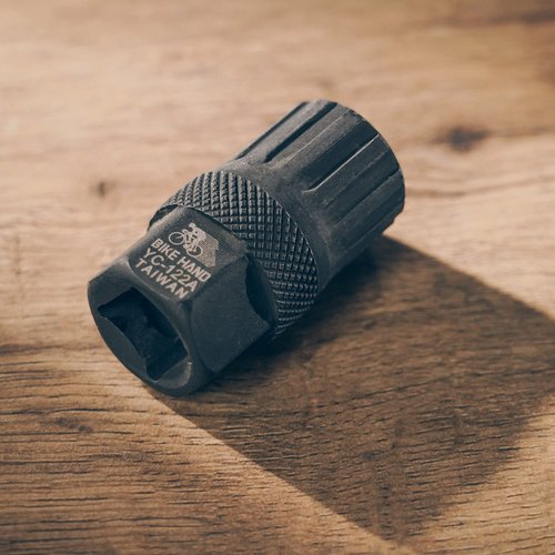 BikeHand Bike Freewheel Removal Tool - Compatible with Shimano Freewheel Bicycle Installation Tool - Fits 12 Splines 22.6mm for 5-8 Speed Freewheels Tool Fittings - Quality Heat-Treated Steel