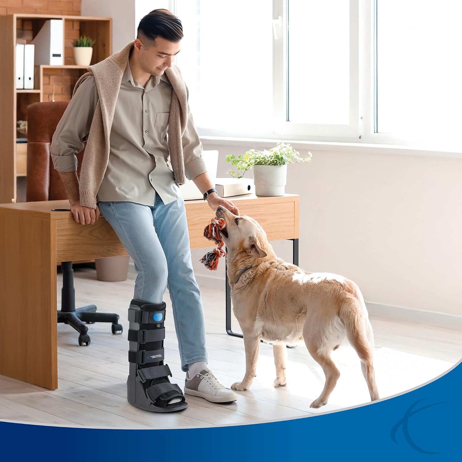 United Ortho Air Cam Walker Fracture Boot - Extra Large Size, Comfortable Black Design