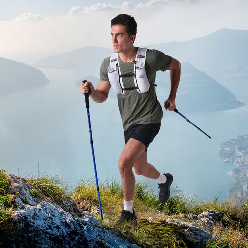 SEMSTY Running Vest for Women Men, 5L Hydration Vest with Dual 500ml Soft Flask, Lightweight Water Backpack, Adjustable Chest Straps Hydration Backpack for Running Cycling Hiking