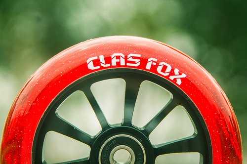CLAS FOX Pro Scooter Wheels 110mm Transparent Sparkle PU with ABEC-9 Bearings CNC Metal Core (2pcs) (Red)
