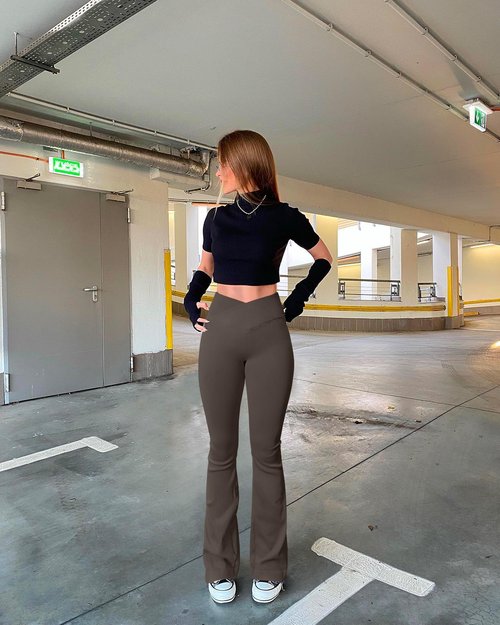 OQQ Women's Flared Pants Ribbed Cross Over High Waist Bell Bottoms Lounge Travel Pants Tea Leaf