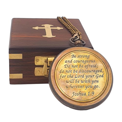Antique Nautical Compass with “Be Strong and Courageous” Scripture Engraved | Vintage Magnetic Compass with Wooden Box | Baptism, Graduation, Christian Gift for Son, Father, Loved Ones