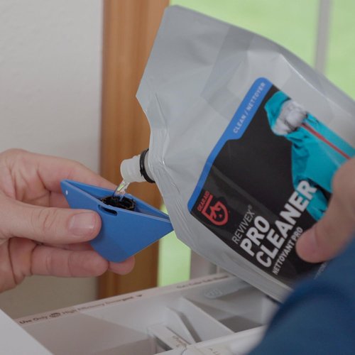GEAR AID Revivex Pro Cleaner - Wash for GORE-TEX Jackets & Outdoor Gear | 10 fl oz