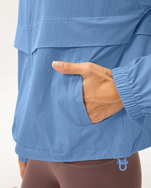 Locachy Women's Athletic Jacket - Lightweight Zip-Up with Stand Collar for Sun Protection | Perfect for Outdoor Workouts