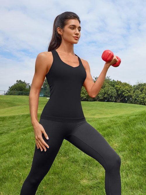 ATTRACO Workout Longline Top for Women Built-in Padded Yoga Ribbed Tank Top Longline Running Shirts S Black
