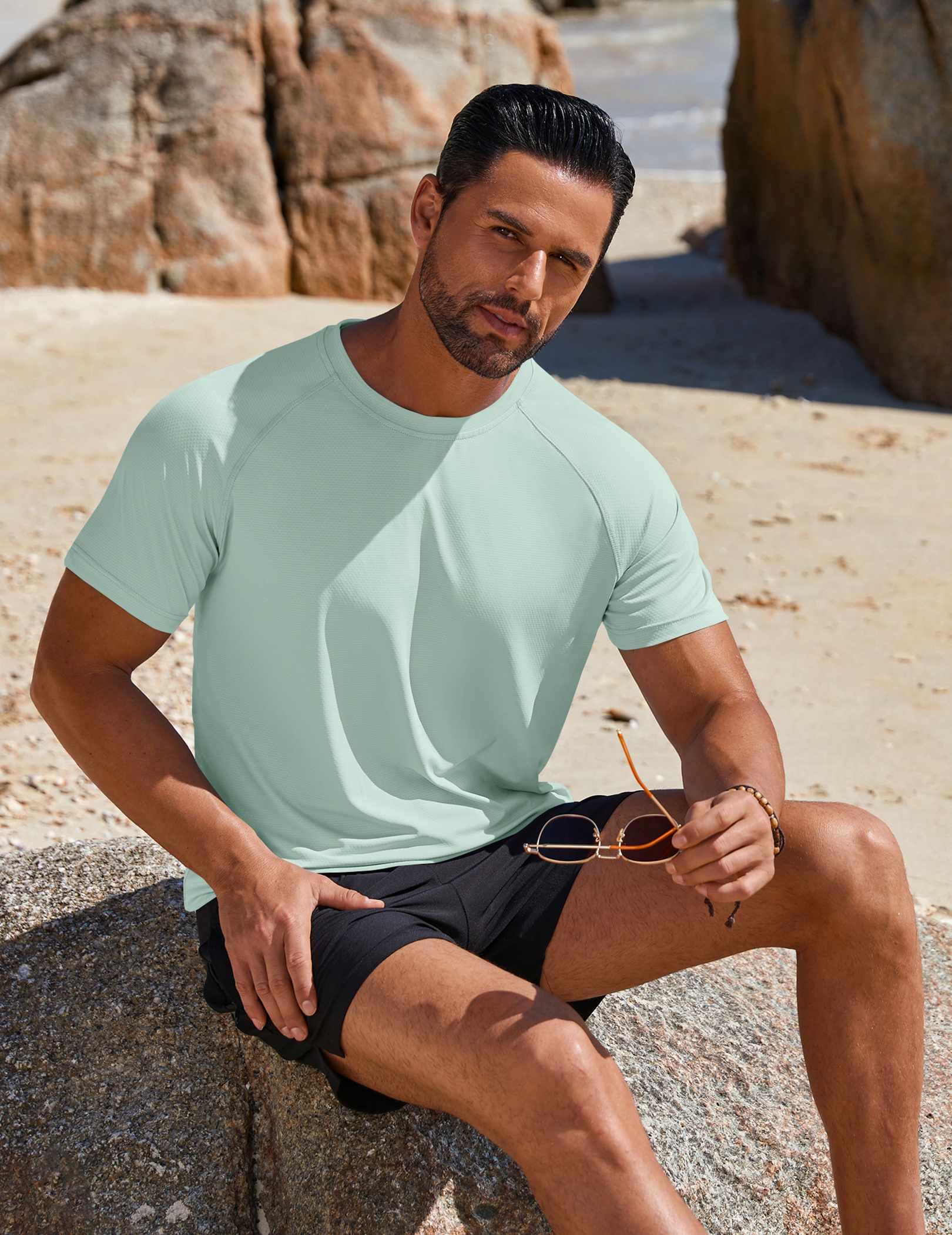 COOFANDY Mens Short Sleeve T Shirts UPF 50+ Uv Protection Rashguard Shirts Swimming Top for Men Light Green