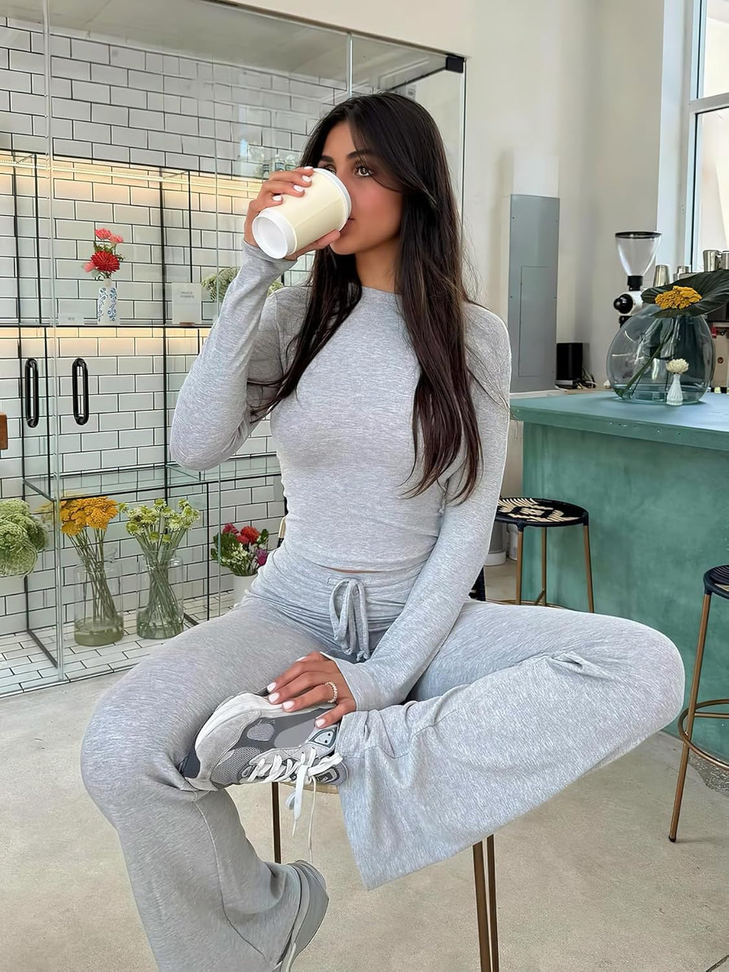 YEOREO Women's Two-Piece Lounge Set - Long Sleeve Top & Drawstring Wide Leg Pants | Ava Matching