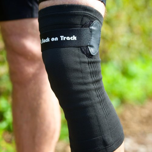 Back on Track Knee Brace with Removable Strap 1110 with Welltex Technology, Black, Large