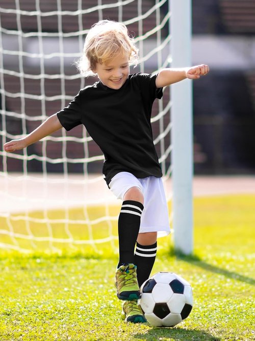 Hryrbay Kids Soccer Shin Guards & Socks Set - Protective Gear for Ages 3-15 | Ideal for Training & Games