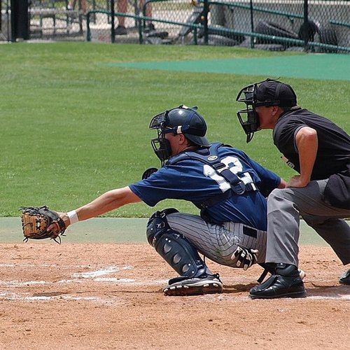 Baseball Catcher Mask by [Brand Name] - Lightweight Full Face Protection for Teens 13+ & Adults