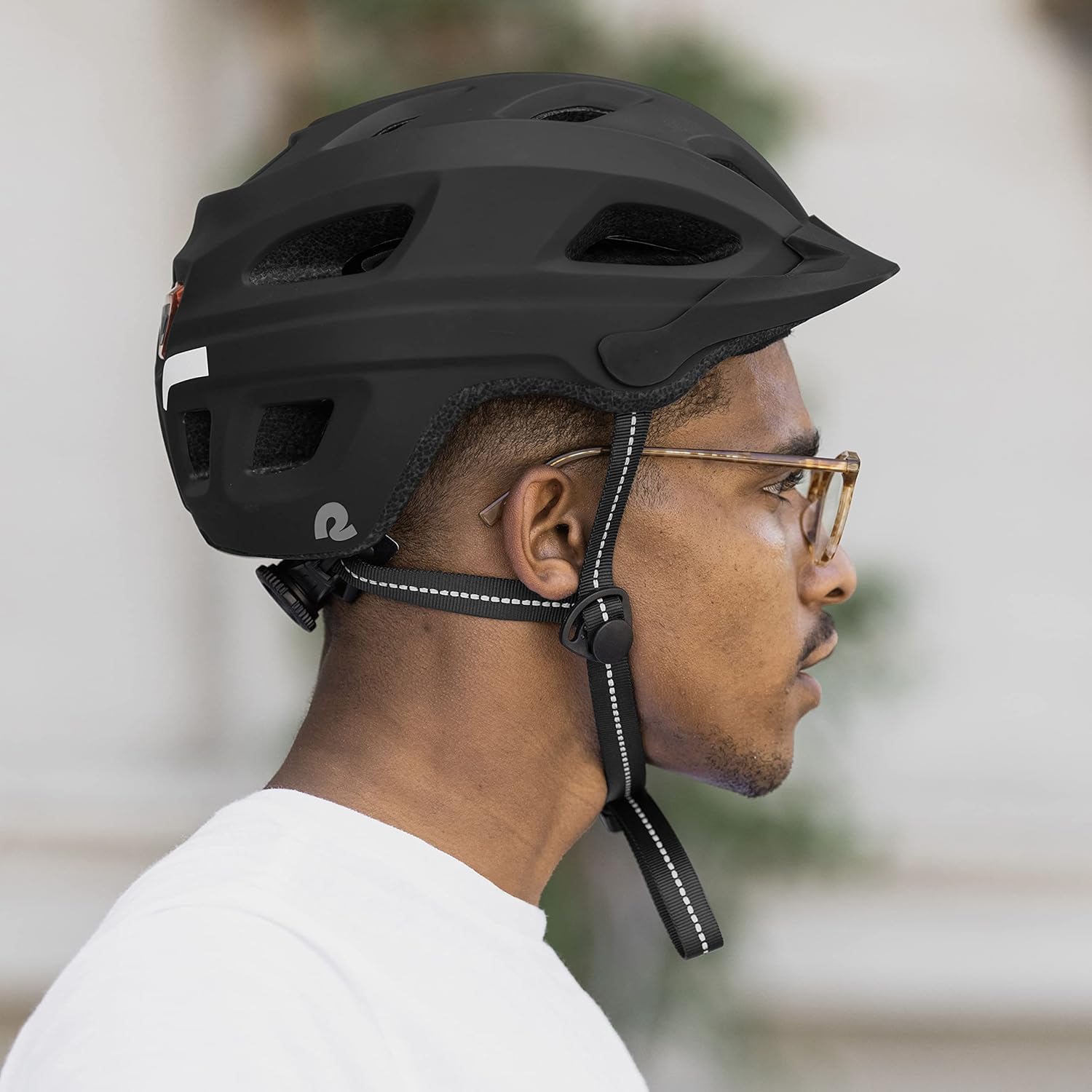 Retrospec Lennon Adult Bike Helmet - Adjustable Cycling Helmet with LED Safety Light & Removable Visor