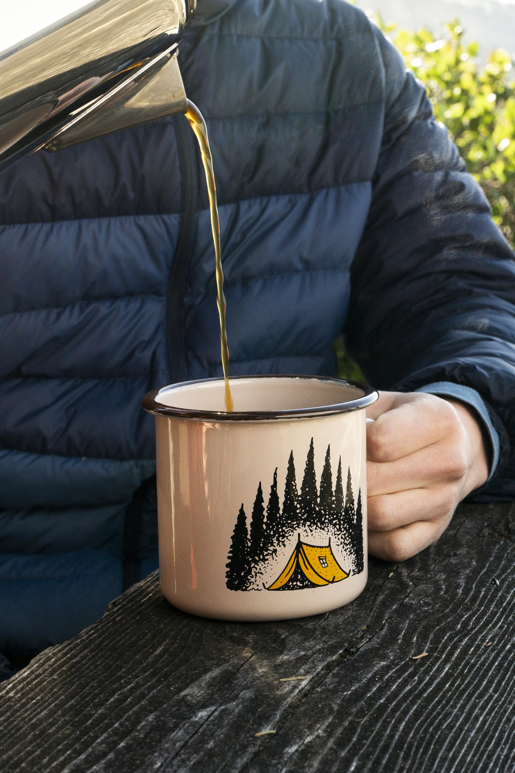 Stansport 24 OZ Camp Scene Enamel Mug Set - 2 Pack