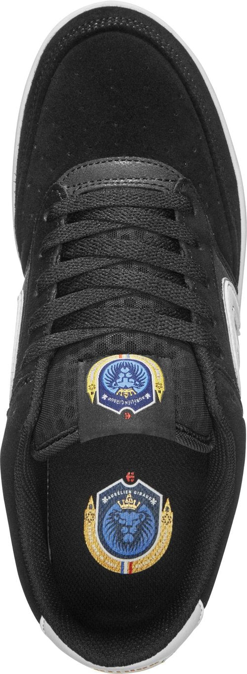 Etnies The Aurelien – Contemporary Athletic Skate Look, Reinforced Build, Michelin Outsole 3 x More Durable - Black/White - 9.5