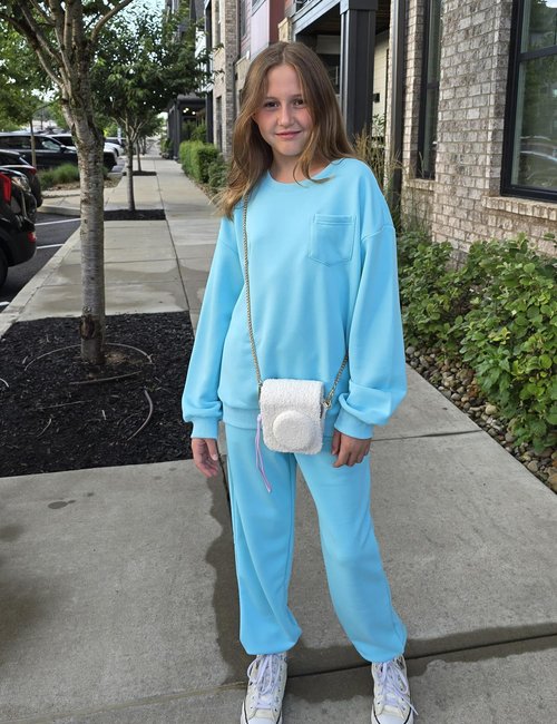 Arshiner Girls 2 Piece Outfits Sweatsuit Sets Oversized Sweatshirt Sweatpant Fall Clothes with Pockets Light Blue 9-10 Years