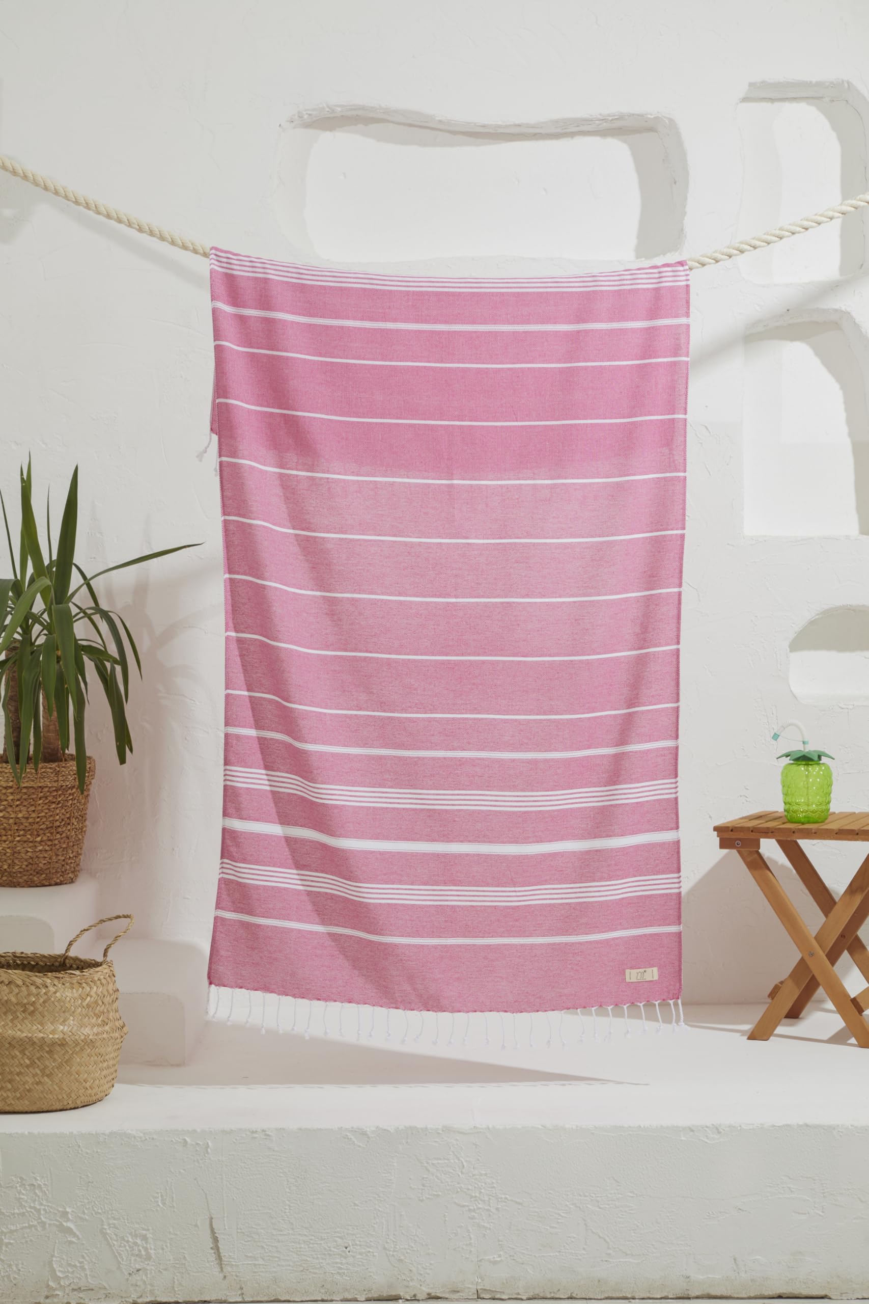 Yazz Turkish Cotton Turkish Beach Towels Large Beach Towel 39x71 inch Pool Towels for Adults Quick Dry Cotton Beach Towel, Lightweight Travel Towel (Fushia)