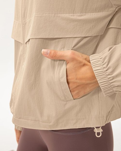 Locachy Women's Athletic Jacket - Lightweight Zip-Up with Windproof & Sun Protection | Ideal for Outdoor Workouts