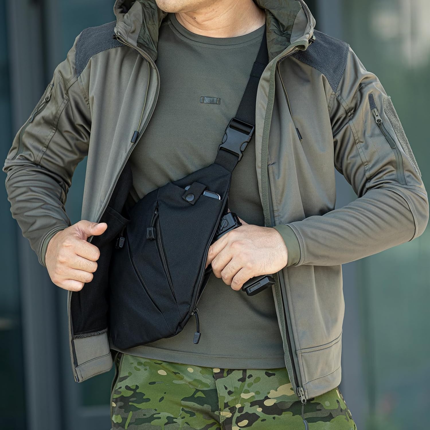 Skiennix Tactical Crossbody Sling Bag - Anti-Theft CCW EDC Carry Solution | Versatile Design