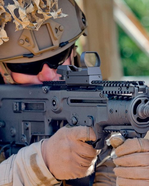EZshoot Red Green Dot Sight - Holographic Reflex Scope with 4 Reticles & 20mm Rail Mount