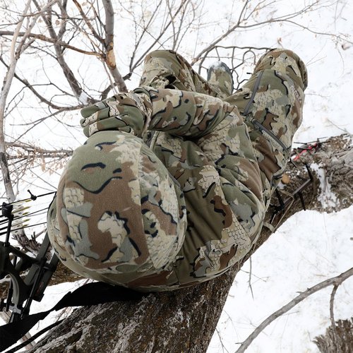 KUIU Proximity LT Beanie - Windproof, Ultra-Quiet, Lightweight Micro-Fleece, 4-Way Stretch, Odor-Resistant Cold Weather Hat for Hunting & Outdoor Activities