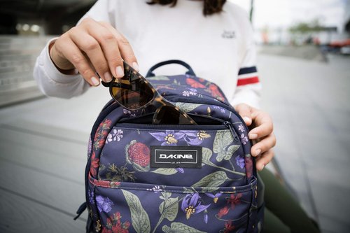 Dakine Essentials Pack 26L - Petal Maze