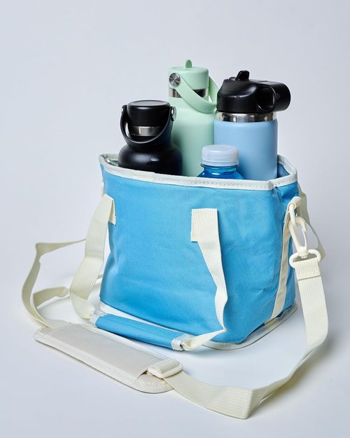 NoNa & Bee Water Bottle Holder with Strap - Family Size 4 Compartment Drink Carrier | Adjustable for Large & Small Drinks | Hands-Free Design