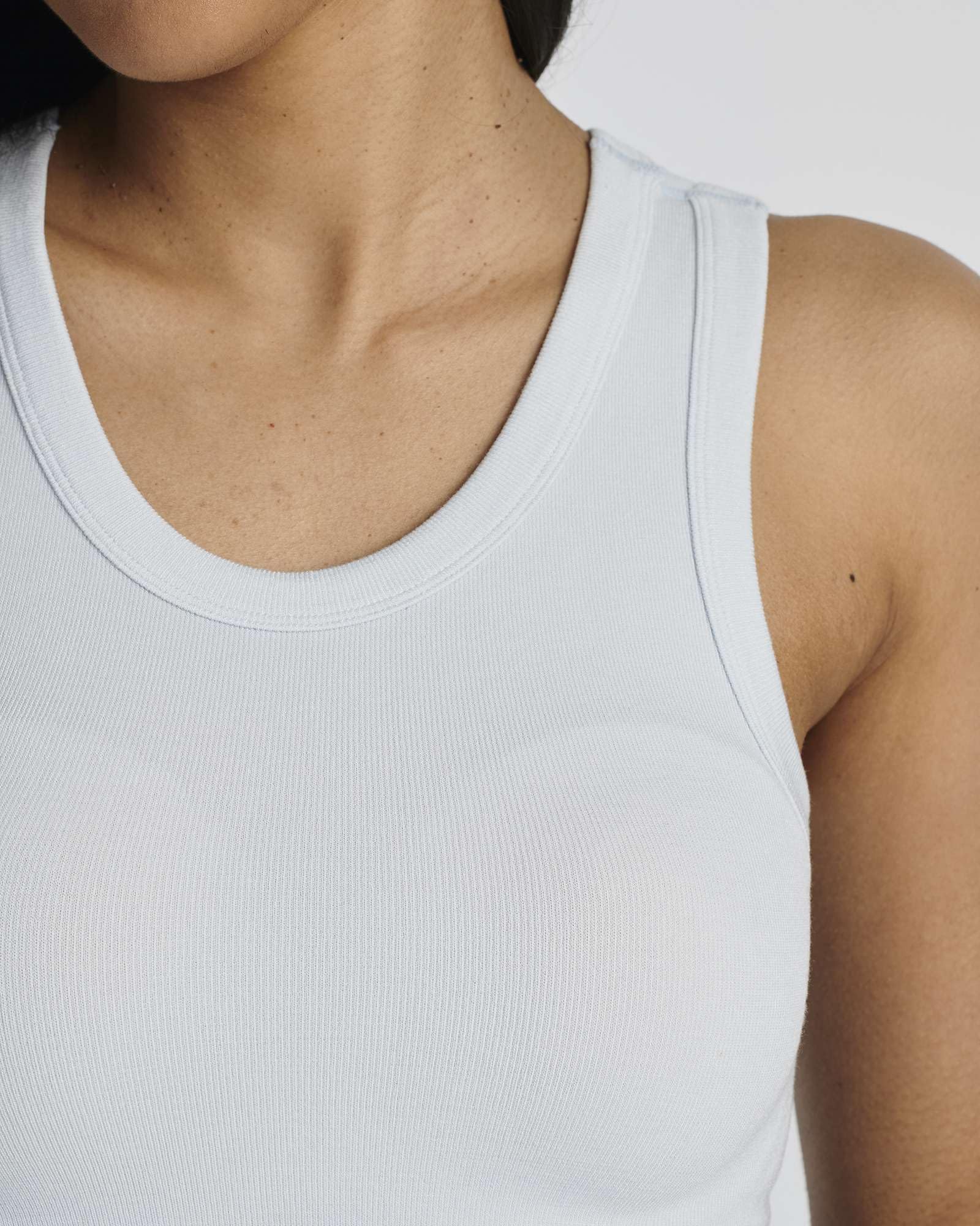 Real Essentials 5 Pack: Women's Seamless Ribbed Sleeveless Cropped Scoop Neck Tank Top - Casual Crop Top