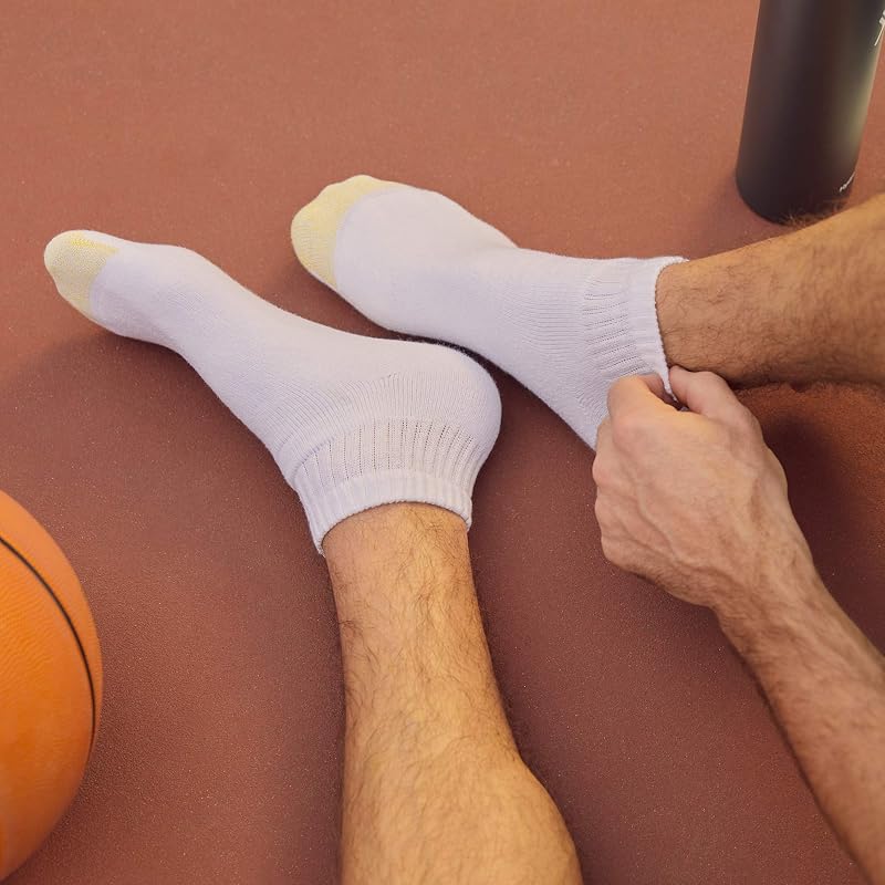 GoldToe Men's 6-Pairs Cotton Ankle Athletic Socks - Black & White, Large