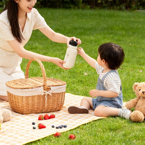 32oz Water Bottle Carrier Bag, 32/40 oz Water Bottle Holder with Adjustable Strap, Sling Bag Sleeve Pouch Holder with Phone Pocket and Small Pocket for Walking Hiking Camping Gym(2.95"W * 9.05"H)