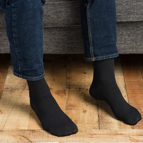 EvoNation Men’s USA made Knee High 8-15 mmHg Graduated Compression Socks – Mild Pressure Compression Garment