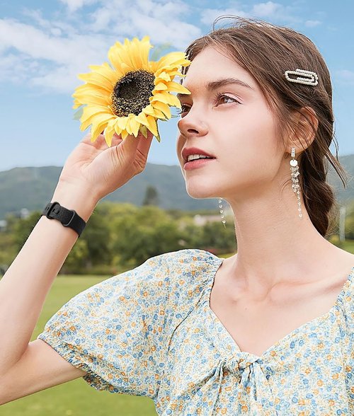 Odbeai Band compatible with Fitbit Versa 4 Bands for Woman/Versa 3 Bands Women/Sense 2 /Sense Bands,Cute Fancy Boho Floral Pattern Soft Replacement Wristbands Strap for versa sense watch bands