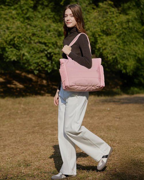 BAGSMART Lightweight Puffy Tote Bag for Women - Versatile Shoulder Handbag with Compartments for Travel & Work