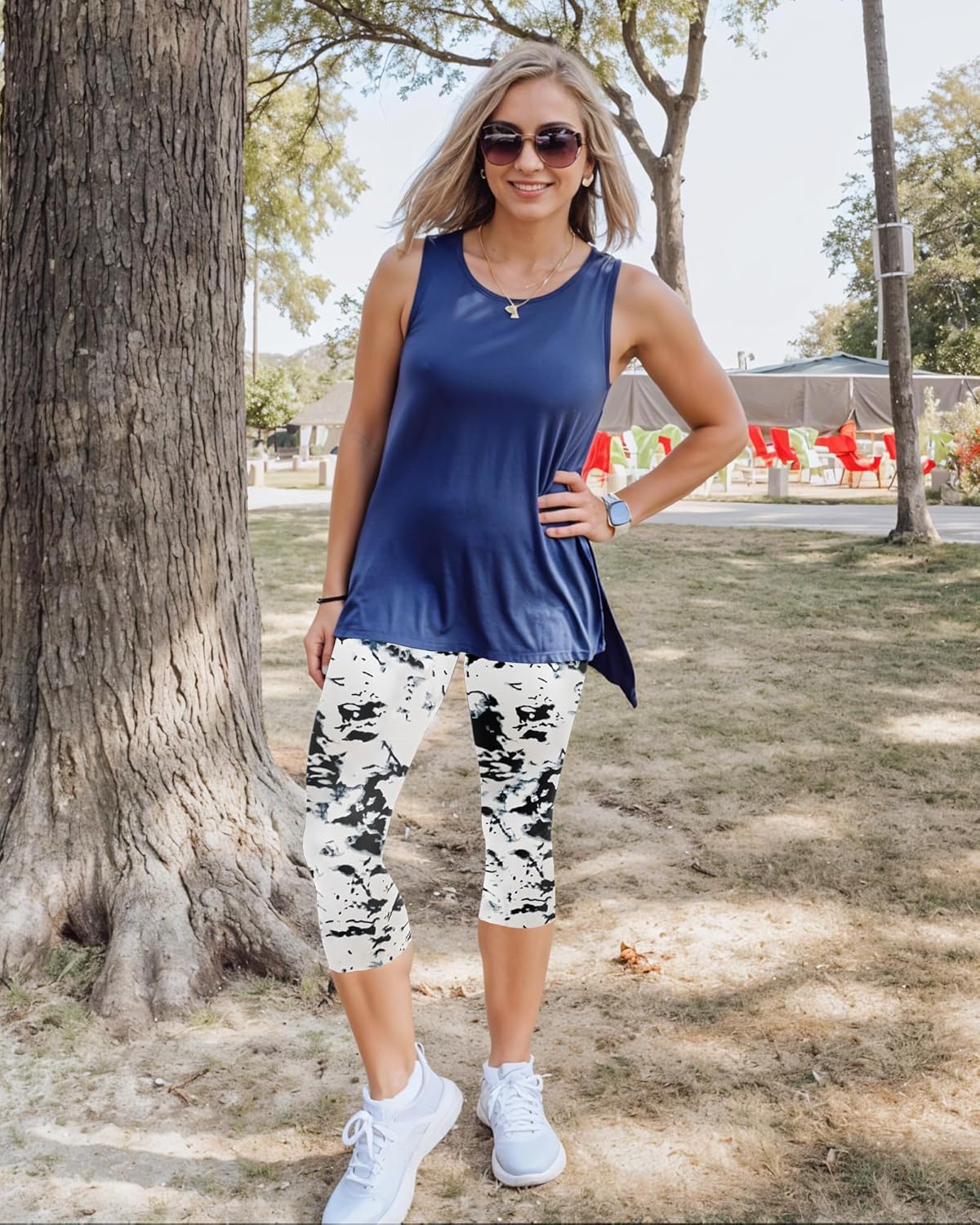 TNNZEET Capri Leggings - High Waisted Tummy Control Yoga Pants with Pockets in Black