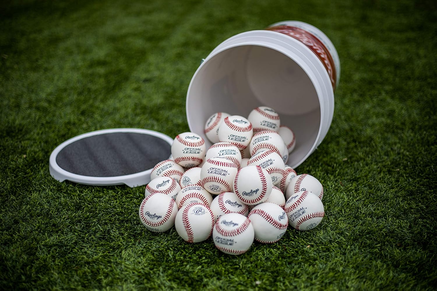 Rawlings Official League Youth Baseballs - Competition Grade, 30-Ball Bucket | ROLB1X