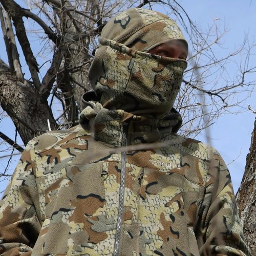 KUIU Proximity LT Beanie - Windproof, Ultra-Quiet, Lightweight Micro-Fleece, 4-Way Stretch, Odor-Resistant Cold Weather Hat for Hunting & Outdoor Activities