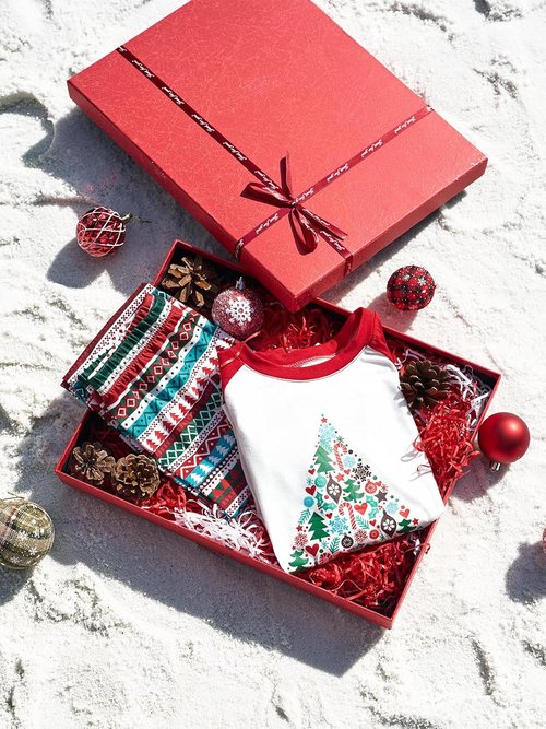 Haloumoning Family Christmas Pajamas - Matching Holiday PJs Sets for Cozy Sleepwear