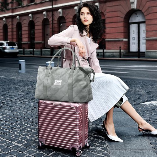 HYC00 Travel Duffel Bag - Stylish Carry-On Weekender for Women | Sports Tote with Wet Pocket