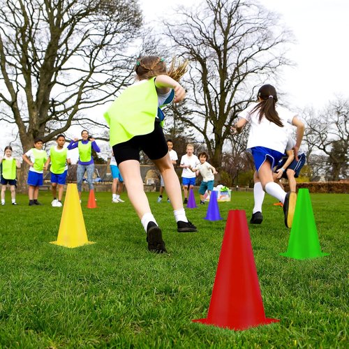 Hoteam 30-Pack 9-Inch Traffic Cones - Durable Plastic Agility Training Equipment for Sports & Events