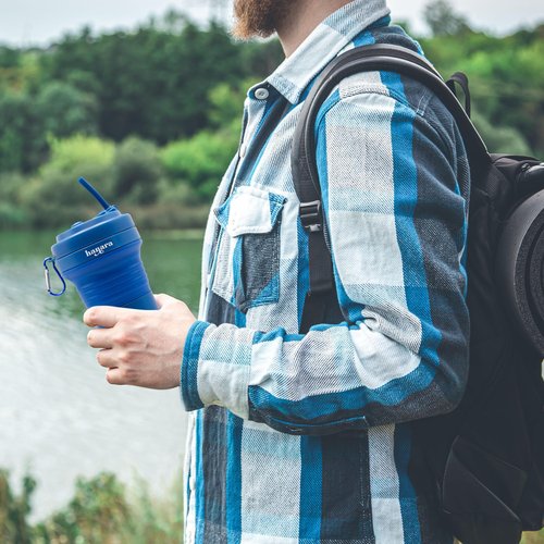 HANARA Collapsible Cup with Reusable Straw – 18 Oz (550 Ml), Portable Travel Mug, BPA-Free, Leak-Proof, Microwave & Dishwasher Safe, Multi-Purpose for Hot & Cold Drinks – Beige
